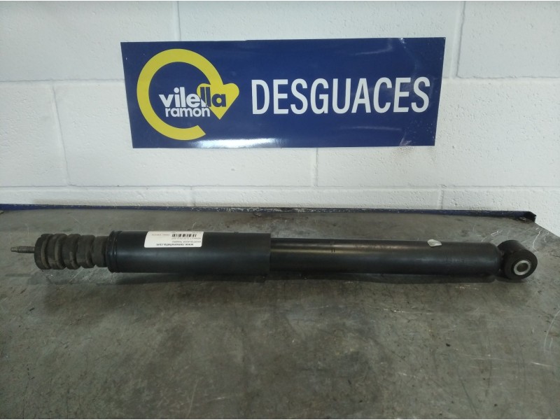 Recambio de amortiguador trasero para renault clio iii authentique referencia OEM IAM 8200676769  