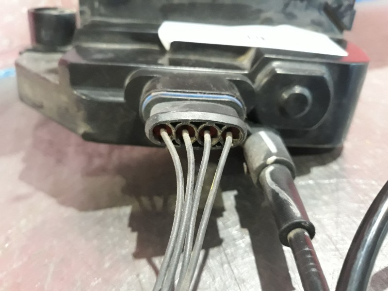 Recambio de cerradura puerta delantera izquierda para renault megane ii (bm0/1_, cm0/1_) 1.9 dci referencia OEM IAM 3PUERTAS  