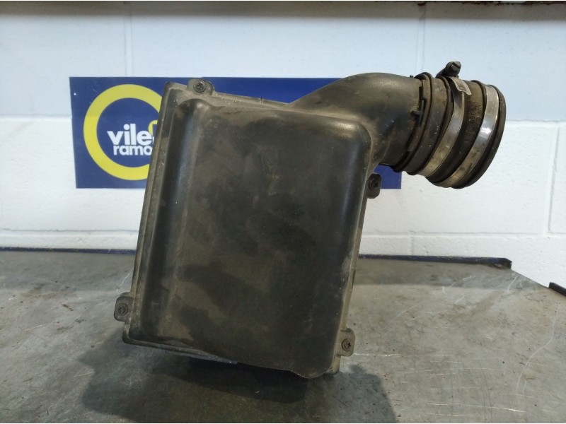 Recambio de filtro aire para citroen xsara 2.0 hdi attraction referencia OEM IAM   