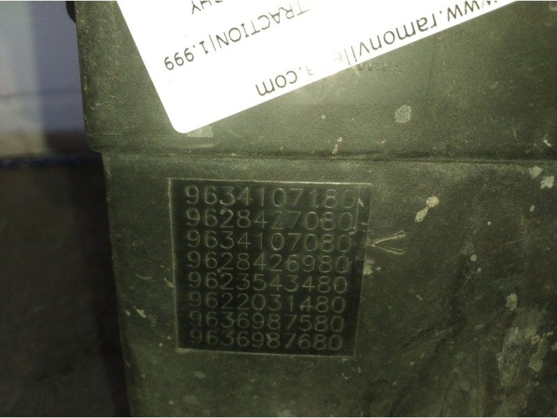 Recambio de filtro aire para citroen xsara 2.0 hdi attraction referencia OEM IAM   