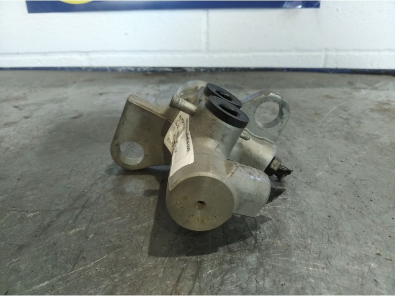 Recambio de bomba freno para audi a4 berlina (8e) 2.0 16v tfsi referencia OEM IAM    Recambio de bomba freno para audi a4 berlina (8e) 2.0 16v tfsi referencia OEM IAM