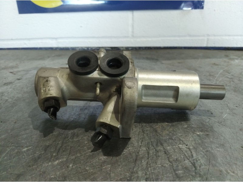 Recambio de bomba freno para audi a4 berlina (8e) 2.0 16v tfsi referencia OEM IAM    Recambio de bomba freno para audi a4 berlina (8e) 2.0 16v tfsi referencia OEM IAM