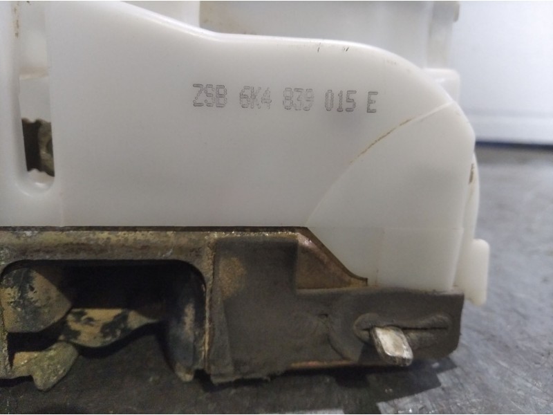 Recambio de cerradura puerta trasera izquierda para seat ibiza (6k1) referencia OEM IAM   