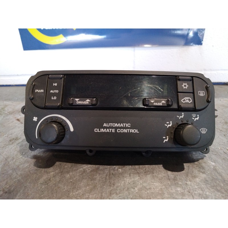 Recambio de mando climatizador para chrysler voyager (rg) 2.5 crd cat | 0.01 - 0.08 2.5 crd cat | 0.01 - 0.08 referencia OEM IAM