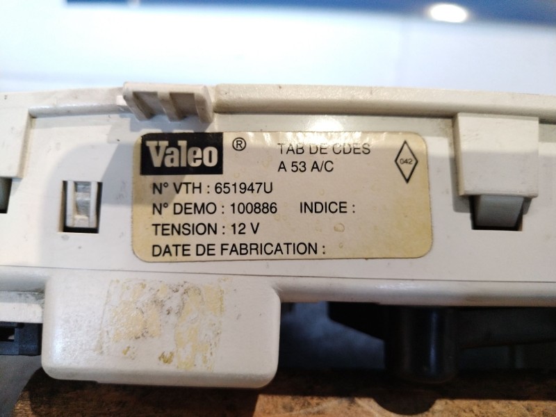 Recambio de mando calefaccion aire acondicionado para renault megane scenic alize 1.6e referencia OEM IAM 6519474  