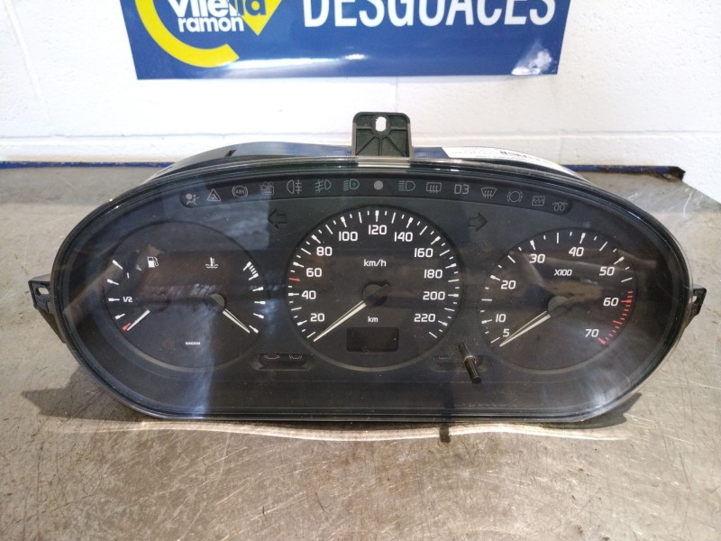 Recambio de cuadro instrumentos para renault megane scenic alize 1.6e referencia OEM IAM 215781612  