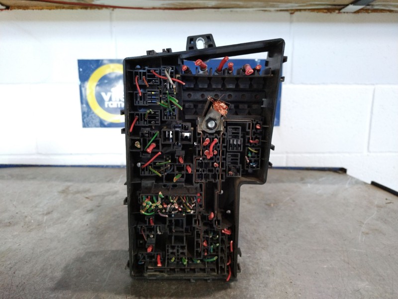 Recambio de caja reles fusibles para ford c-max (cb3)  | ...  | ... referencia OEM IAM 3M5T14A067BC  