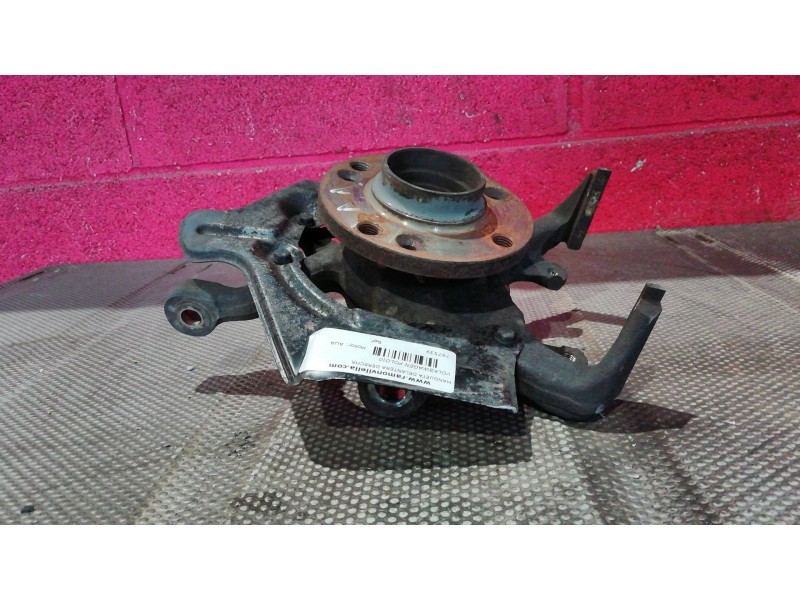 Recambio de mangueta delantera derecha para volkswagen polo referencia OEM IAM    Recambio de mangueta delantera derecha para volkswagen polo referencia OEM IAM