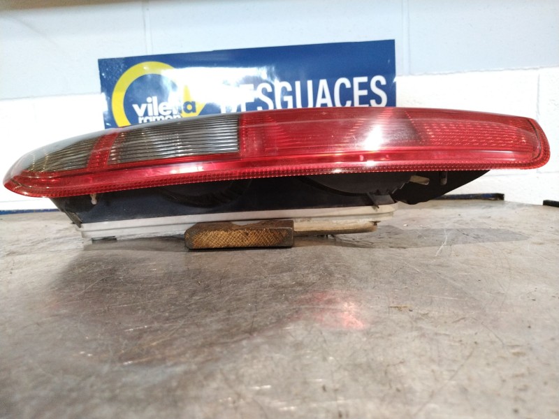 Recambio de piloto trasero derecho para ford focus berlina (cap) 1.8 tdci turbodiesel cat referencia OEM IAM   