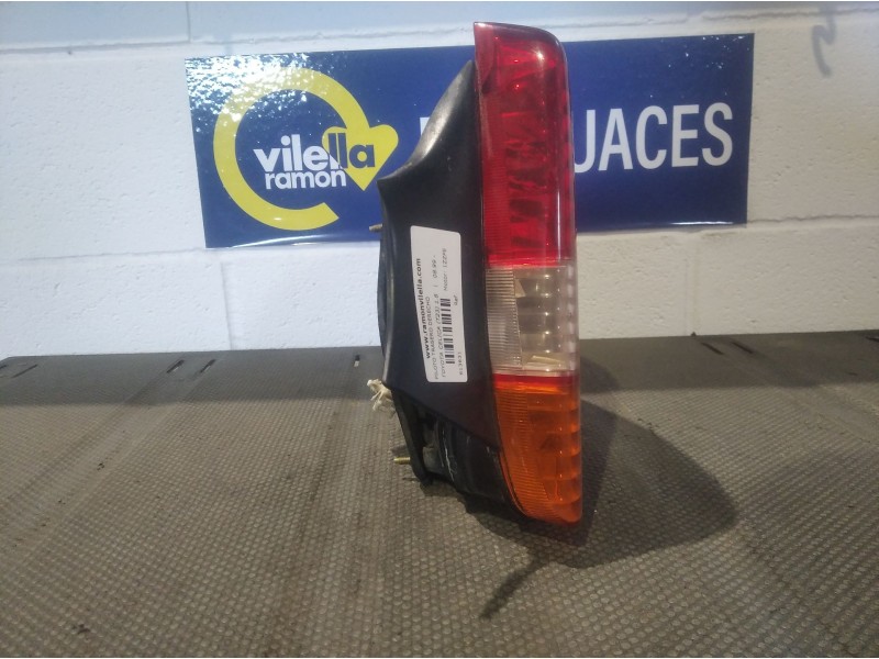 Recambio de piloto trasero derecho para toyota celica (t23) 1.8 | 08.99 - 12.06 1.8 | 08.99 - 12.06 referencia OEM IAM   