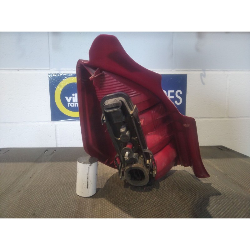 Recambio de piloto trasero derecho para citroen c2 vtr | 09.03 - 12.09 vtr | 09.03 - 12.09 referencia OEM IAM   