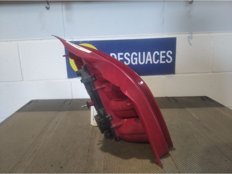 Recambio de piloto trasero derecho para citroen c2 vtr | 09.03 - 12.09 vtr | 09.03 - 12.09 referencia OEM IAM   