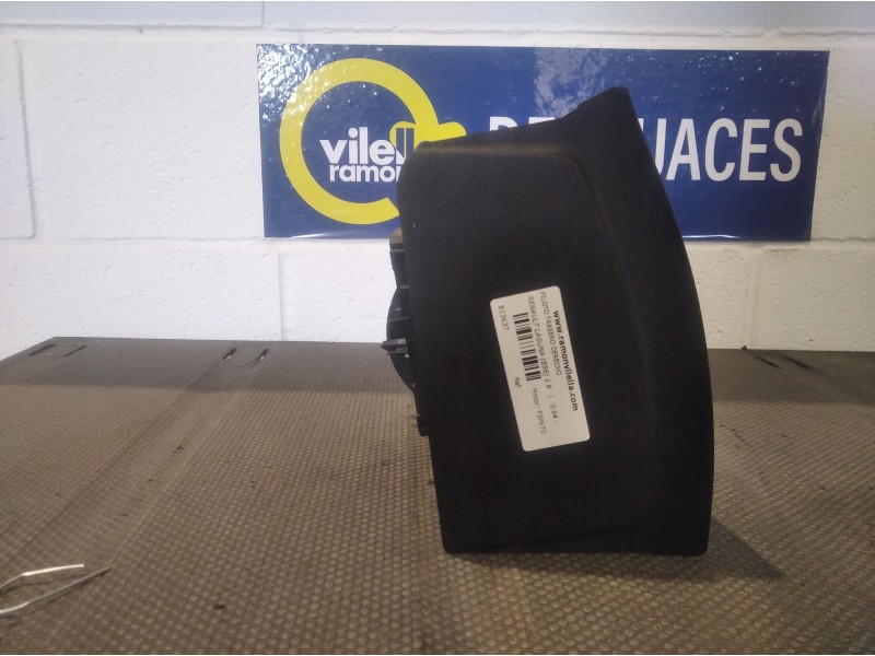 Recambio de piloto trasero derecho para renault laguna (b56) 1.8 | 0.94 - 0.98 1.8 | 0.94 - 0.98 referencia OEM IAM   