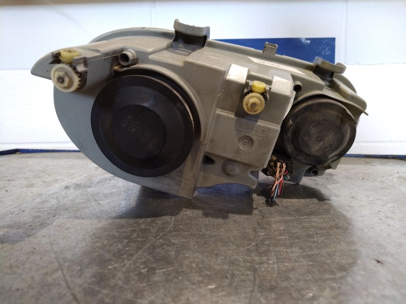 Recambio de faro izquierdo para rover 75 1.8 comfort referencia OEM IAM   