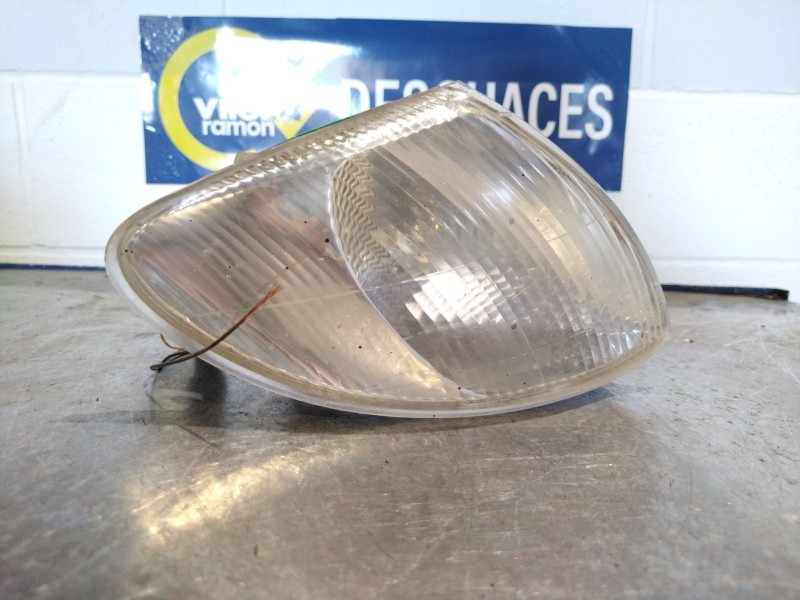 Recambio de piloto delantero derecho para renault megane scenic alize 1.6e referencia OEM IAM 7700831467  