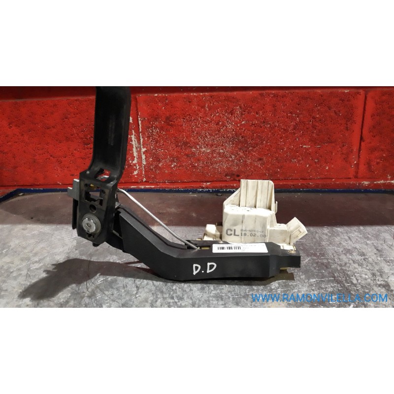 Recambio de cerra. puer. delantero derecha para ford focus berlina (cak) ambiente | 08.98 - 12.04 ambiente | 08.98 - 12.04 refer
