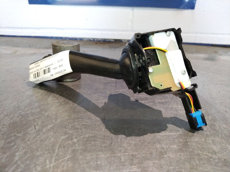 Recambio de mando limpia para seat altea (5p1) reference | 03.04 - 12.09 reference | 03.04 - 12.09 referencia OEM IAM 1K0953519A