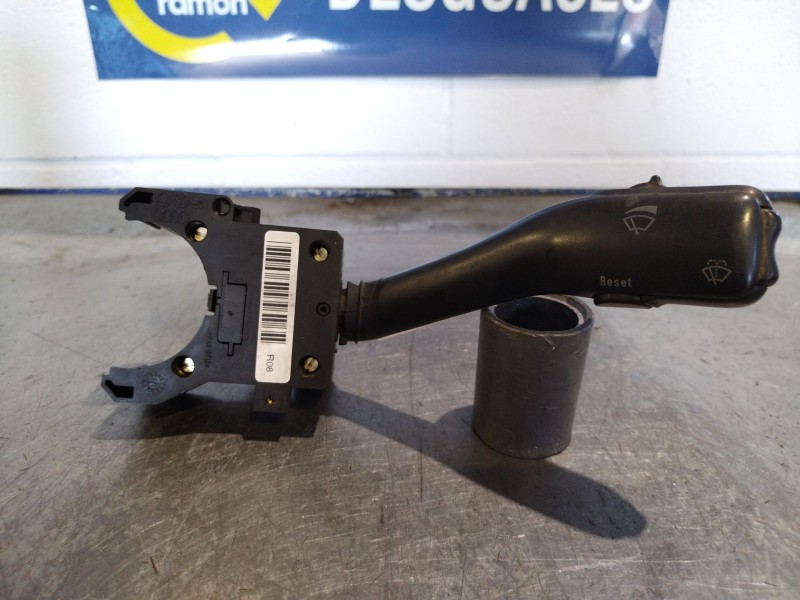 Recambio de mando limpia para volkswagen passat berlina (3b3) 1.9 tdi | 0.00 - ... 1.9 tdi | 0.00 - ... referencia OEM IAM   