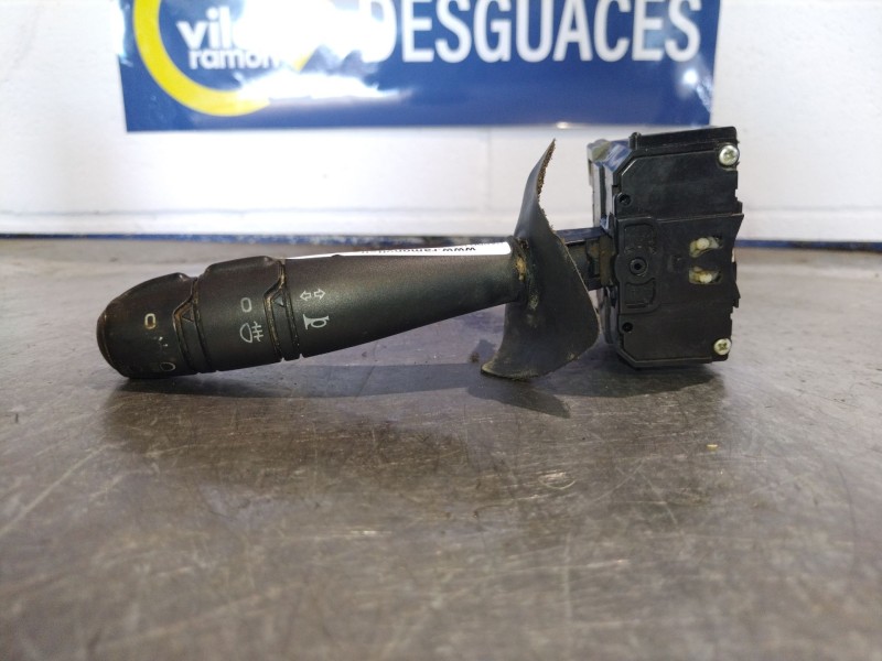 Recambio de mando luces para renault trafic trafic 900 furgon (t113) referencia OEM IAM   