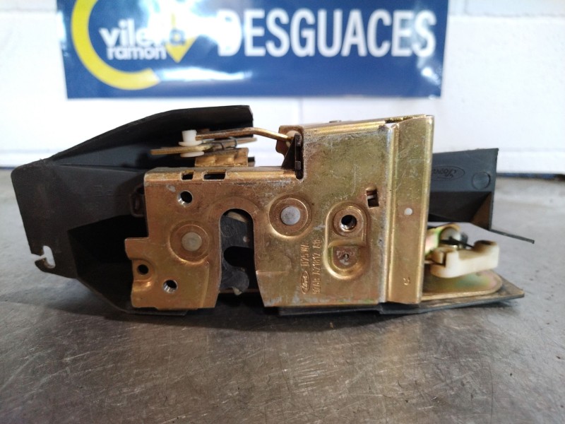 Recambio de cerradura puerta delantera derecha para ford orion  | 0.91 - ...  | 0.91 - ... referencia OEM IAM   