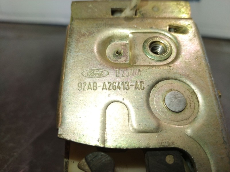 Recambio de cerradura puerta trasera izquierda para ford orion  | 0.91 - ...  | 0.91 - ... referencia OEM IAM   