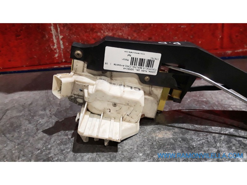 Recambio de cerra. puer. delantero derecha para ford focus berlina (cak) ambiente | 08.98 - 12.04 ambiente | 08.98 - 12.04 refer