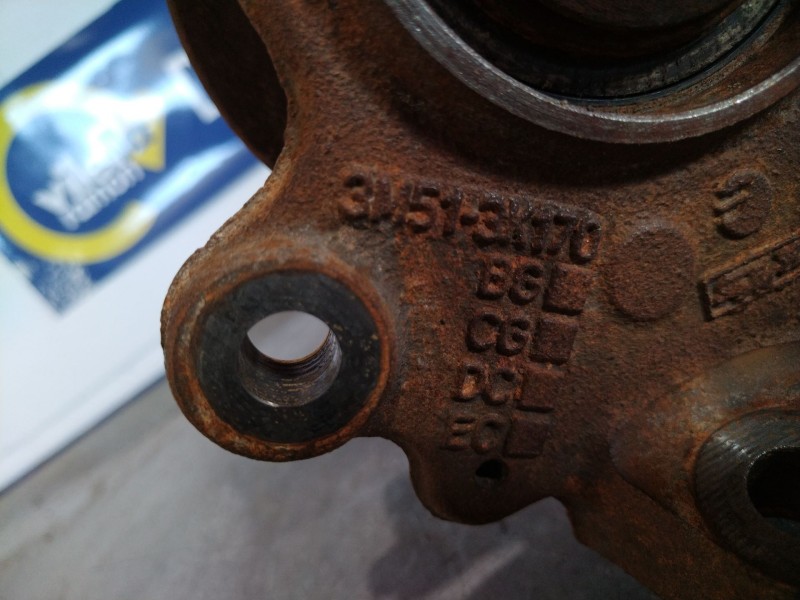 Recambio de mangueta delantera derecha para ford focus berlina (cap) 1.8 tdci turbodiesel cat referencia OEM IAM   
