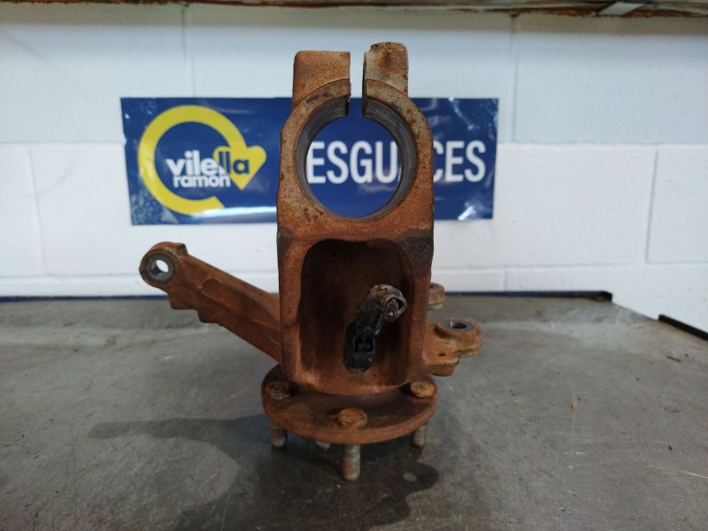 Recambio de mangueta delantera derecha para ford focus berlina (cap) 1.8 tdci turbodiesel cat referencia OEM IAM   