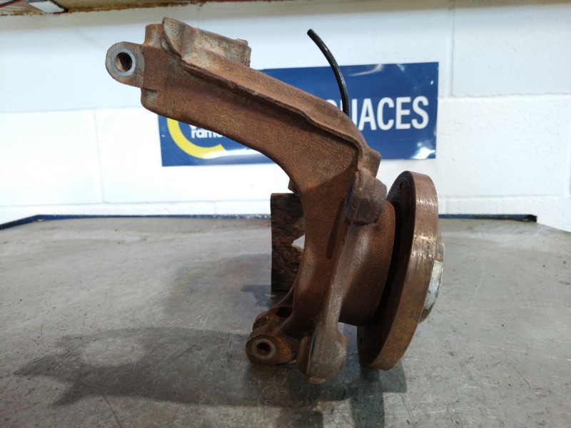 Recambio de mangueta delantera izquierda para citroen c2 vtr | 09.03 - 12.09 vtr | 09.03 - 12.09 referencia OEM IAM   