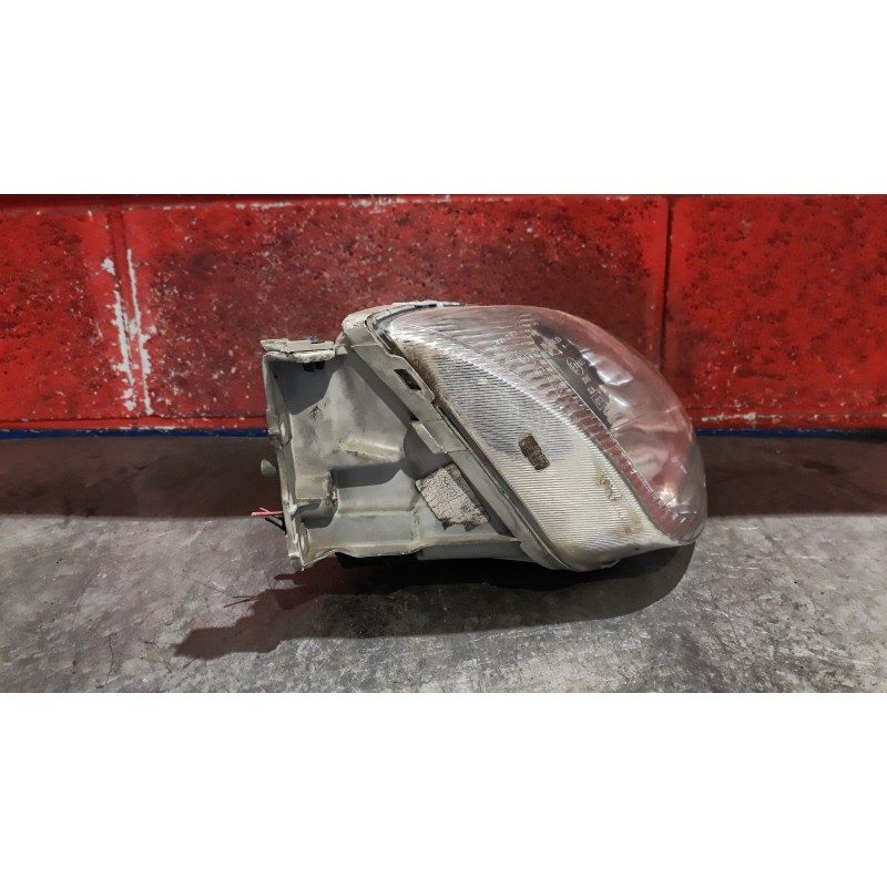 Recambio de faro derecho para hyundai lantra berlina (rd)  | 0.99 - 0.00  | 0.99 - 0.00 referencia OEM IAM   