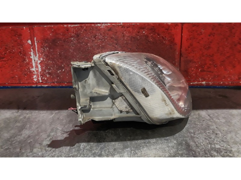 Recambio de faro derecho para hyundai lantra berlina (rd)  | 0.99 - 0.00  | 0.99 - 0.00 referencia OEM IAM   