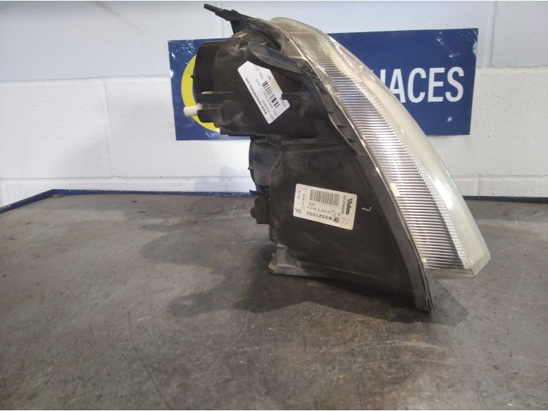 Recambio de faro izquierdo para opel meriva enjoy | 02.03 - 12.06 enjoy | 02.03 - 12.06 referencia OEM IAM 93321052  
