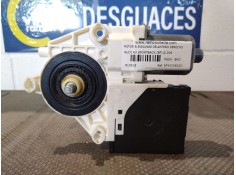 Recambio de motor elevalunas delantero derecho para audi a3 sportback (8p) 2.0 tdi referencia OEM IAM 8P4959802D E840311203