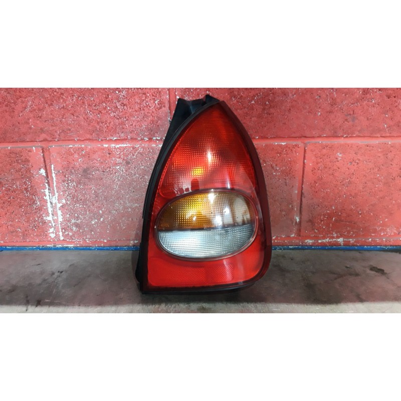 Recambio de piloto trasero derecho para hyundai lantra berlina (rd)  | 0.99 - 0.00  | 0.99 - 0.00 referencia OEM IAM   