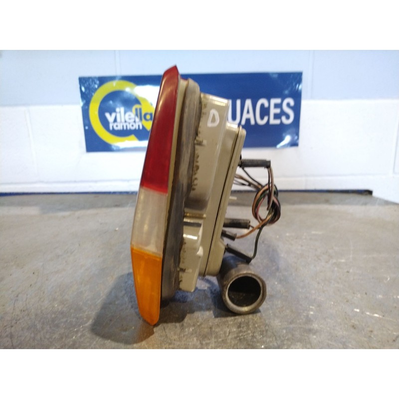 Recambio de piloto trasero derecho para ford fiesta berl./express básico | 08.80 - ... básico | 08.80 - ... referencia OEM IAM  