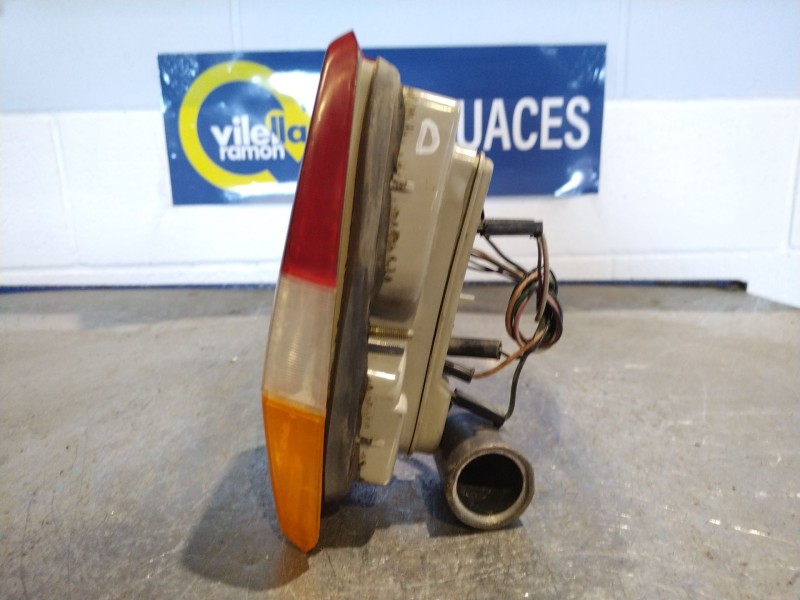 Recambio de piloto trasero derecho para ford fiesta berl./express básico | 08.80 - ... básico | 08.80 - ... referencia OEM IAM  