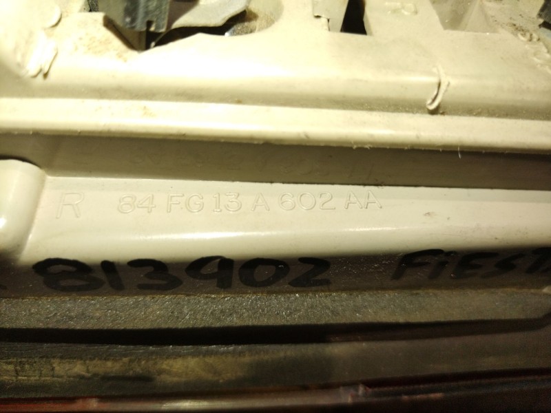 Recambio de piloto trasero derecho para ford fiesta berl./express básico | 08.80 - ... básico | 08.80 - ... referencia OEM IAM 8