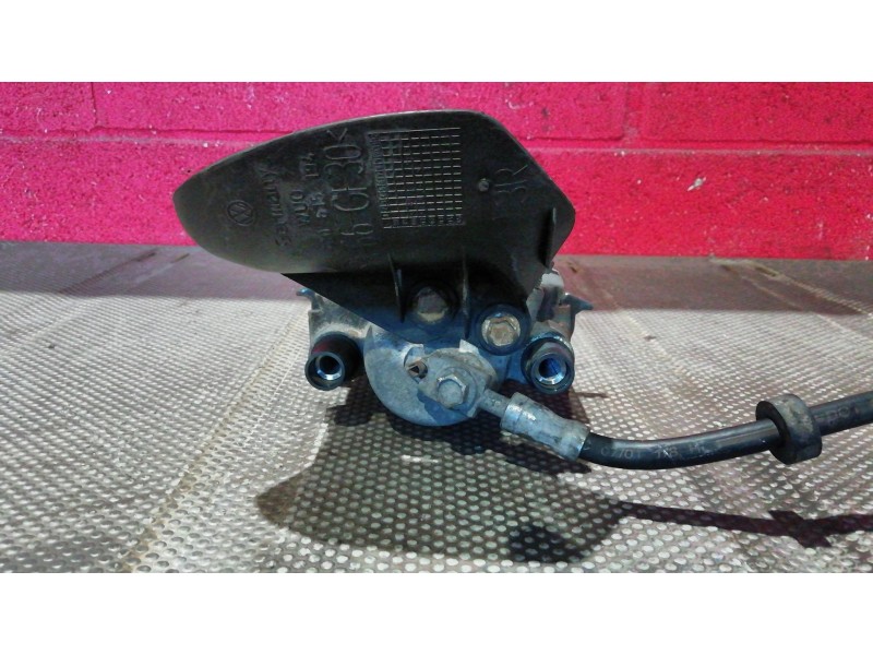 Recambio de pinza freno delantera derecha para volkswagen polo referencia OEM IAM    Recambio de pinza freno delantera derecha para volkswagen polo referencia OEM IAM