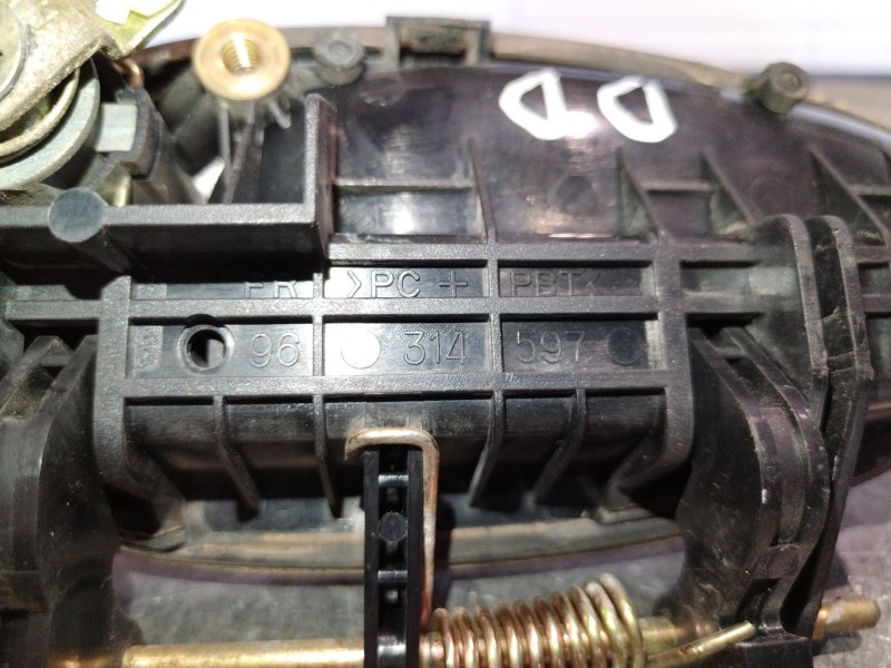 Recambio de maneta exterior delantera derecha para daewoo matiz referencia OEM IAM 96314597  