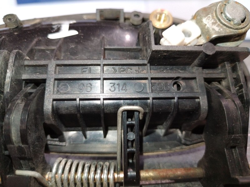 Recambio de maneta exterior delantera izquierda para daewoo matiz referencia OEM IAM 96314596  