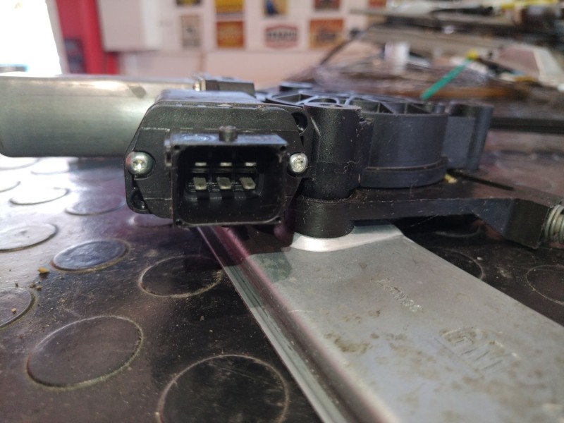 Recambio de elevalunas delantero derecho para opel corsa d 1.3 16v cdti | 0.06 - ... 1.3 16v cdti | 0.06 - ... referencia OEM IA