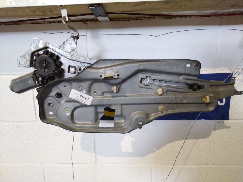 Recambio de elevalunas delantero izquierdo para renault laguna (b56) 1.9 dti rt referencia OEM IAM   