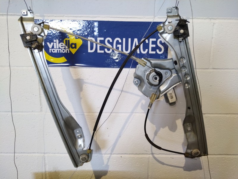 Recambio de elevalunas delantero derecho para renault clio iii  | 0.05 - ...  | 0.05 - ... referencia OEM IAM 400861F  