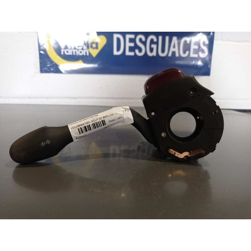 Recambio de mando intermitentes para volkswagen golf iii berlina (1h1) 1.9 tdi | 0.91 - ... 1.9 tdi | 0.91 - ... referencia OEM 