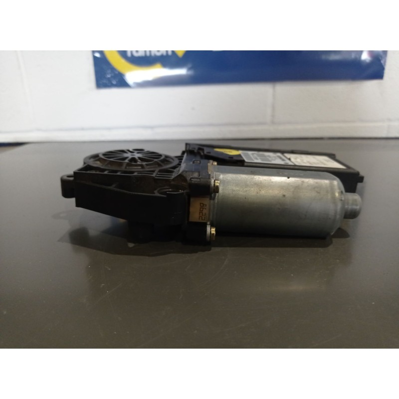 Recambio de motor elevalunas delantero derecho para audi a2 (8z)  | 0.00 - 0.05  | 0.00 - 0.05 referencia OEM IAM 5WK48722BBF  