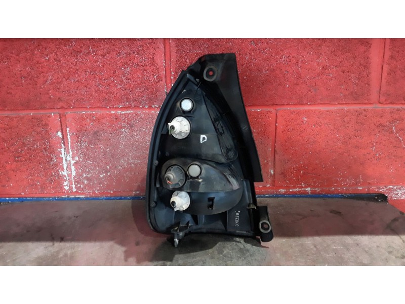 Recambio de piloto trasero derecho para hyundai lantra berlina (rd)  | 0.99 - 0.00  | 0.99 - 0.00 referencia OEM IAM   