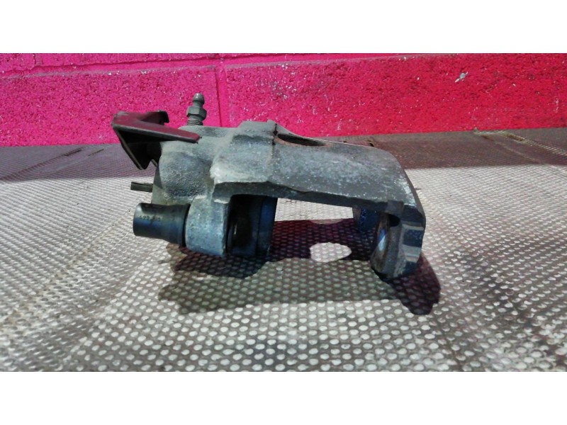 Recambio de pinza freno delantera izquierda para volkswagen polo referencia OEM IAM    Recambio de pinza freno delantera izquierda para volkswagen polo referencia OEM IAM