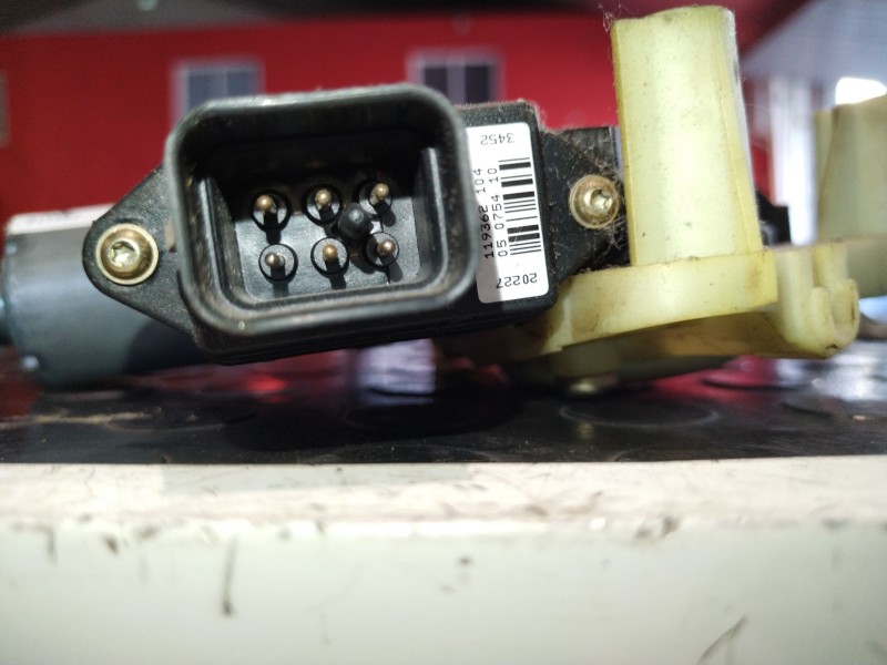 Recambio de elevalunas trasero izquierdo para mitsubishi space star (dg0) 1900 di-d | 03.01 - 12.05 1900 di-d | 03.01 - 12.05 re