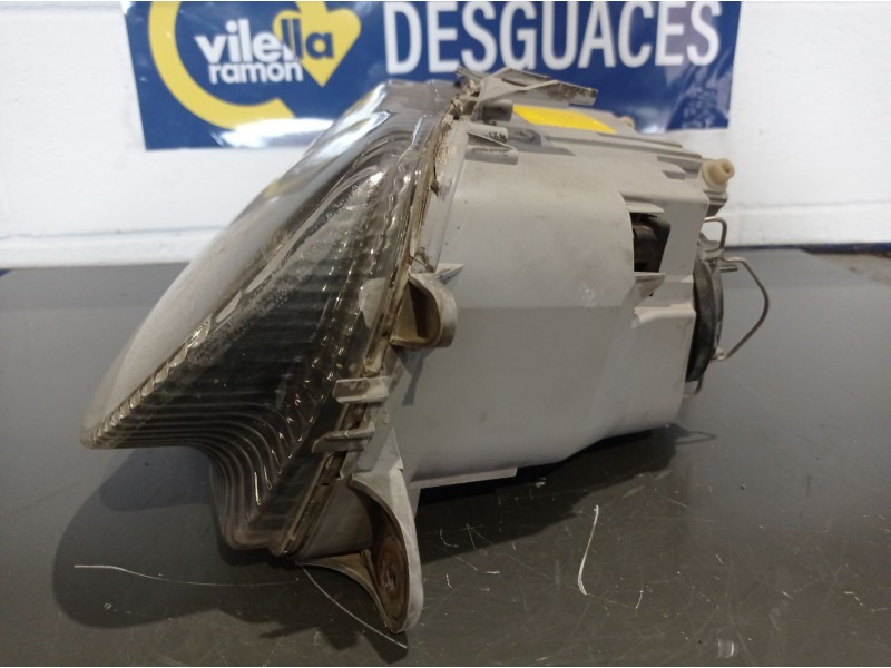 Recambio de faro derecho para alfa romeo 147 (190) 1.6 16v cat referencia OEM IAM    Recambio de faro derecho para alfa romeo 147 (190) 1.6 16v cat referencia OEM IAM