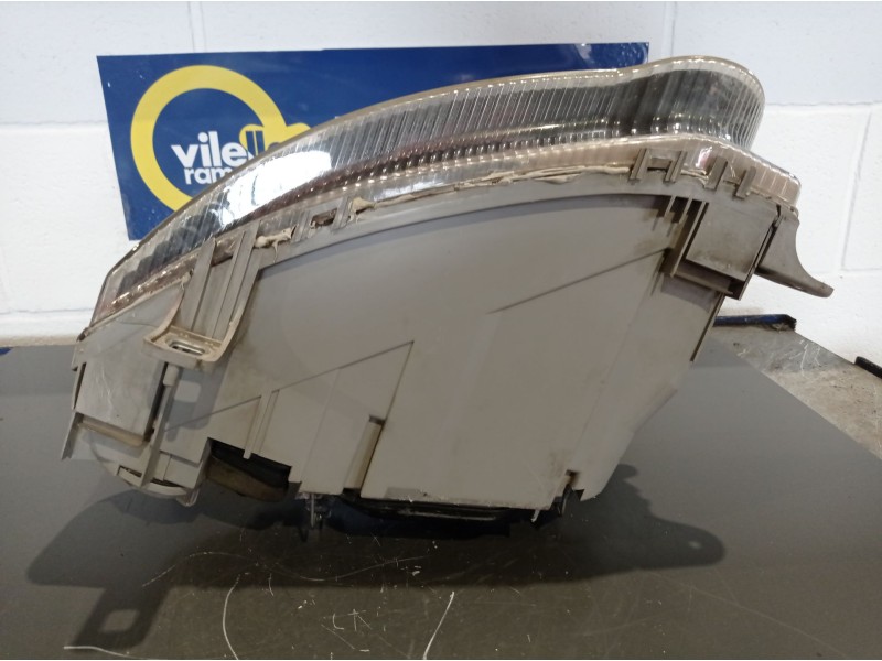 Recambio de faro derecho para alfa romeo 147 (190) 1.6 16v cat referencia OEM IAM    Recambio de faro derecho para alfa romeo 147 (190) 1.6 16v cat referencia OEM IAM